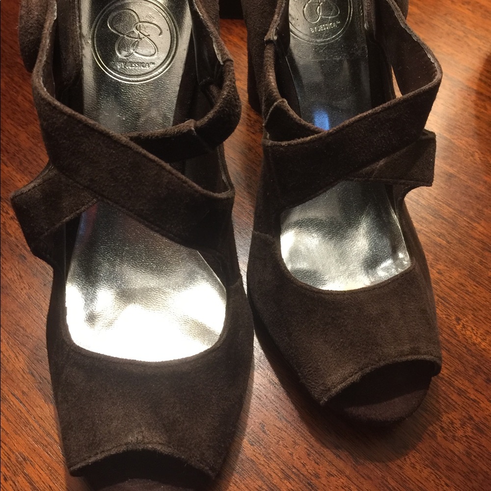 Jessica Simpson Chocolate Brown Cross Strap Pumps